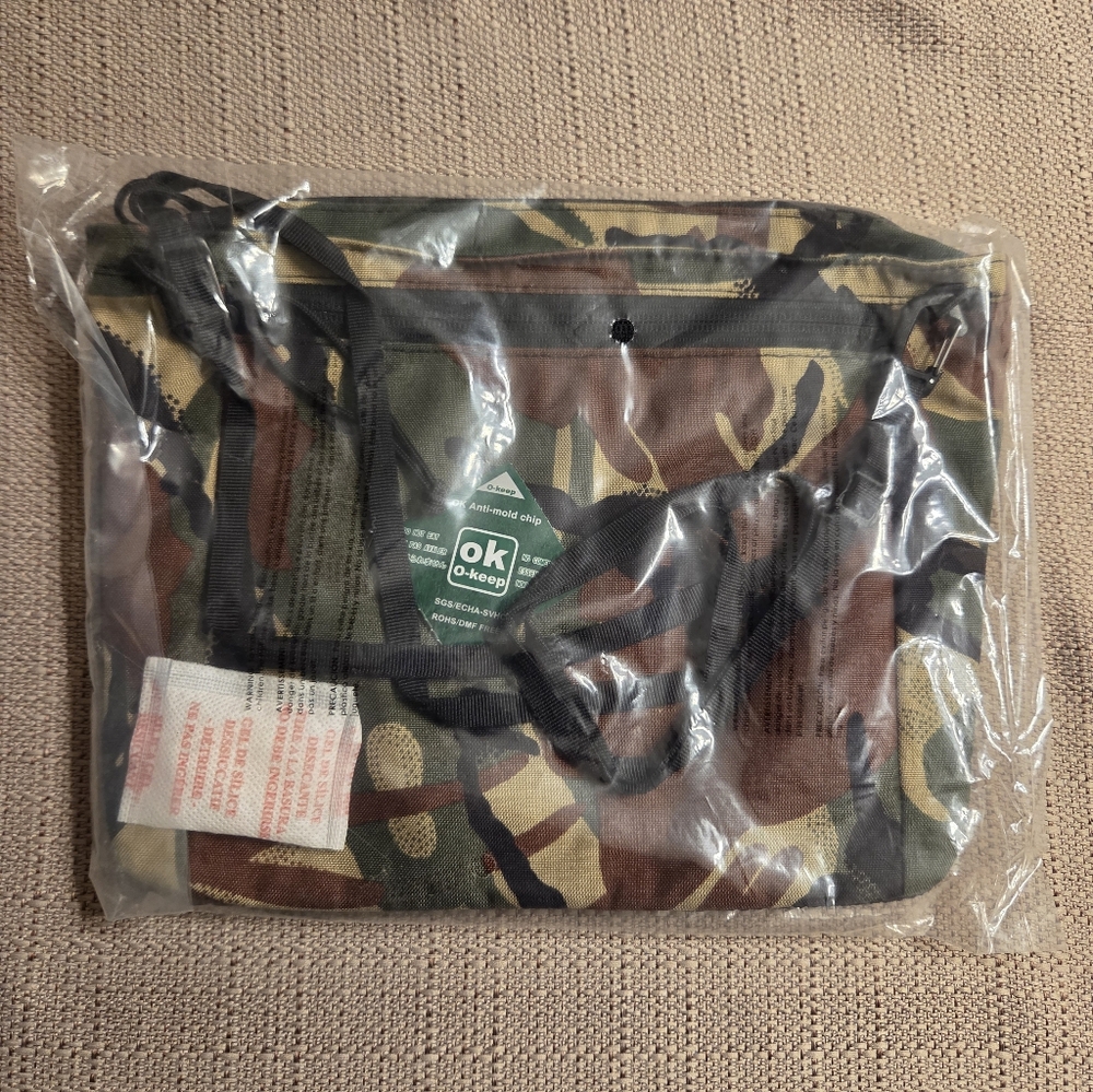 NWT Mystery Ranch Camouflage Street Market Crossbody Bag